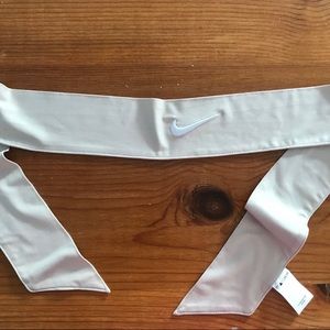 NWOT nike women’s tie headband